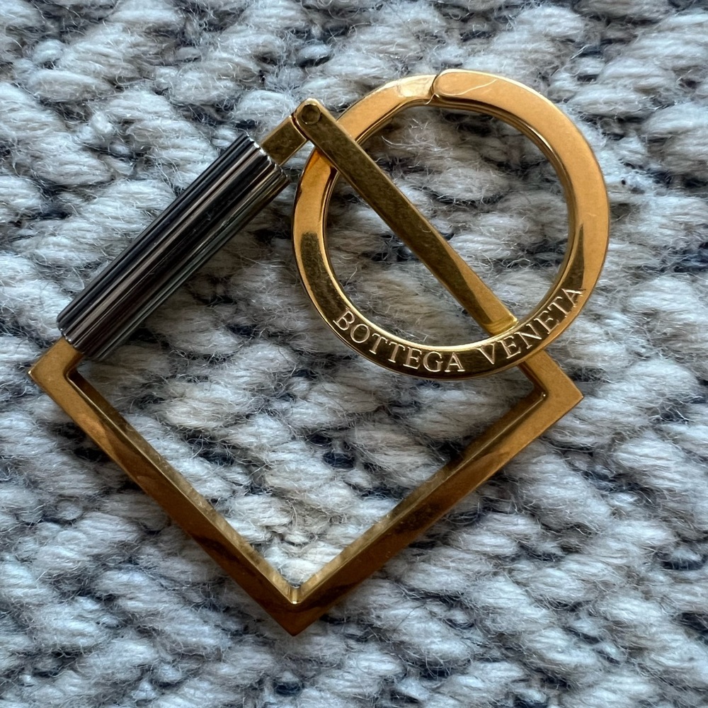 Bottega Veneta Metal Gold Minimalist Key Ring Key Holder NEW with Box RARE